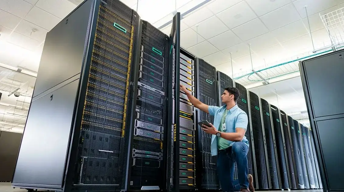 راهنمای خرید سرور HP و HPE ProLiant DL380 Gen10